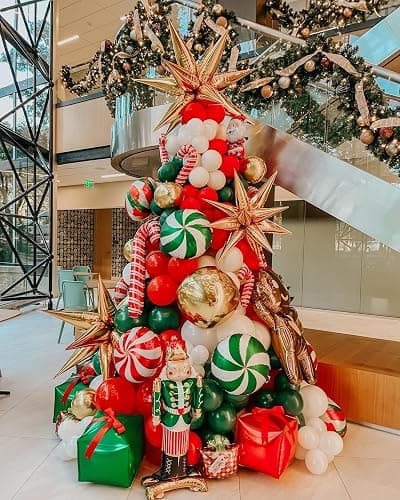 Christmas Balloons, 50pcs 12 inch Red White Green Gold Balloons for Christmas Theme Party Supplies Birthday Party Decorations thumbnail 2