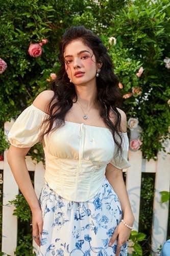 Scarlet Darkness Renaissance Shirt Women Off The Shoulder Corset Tops Peasant Blouse thumbnail 2