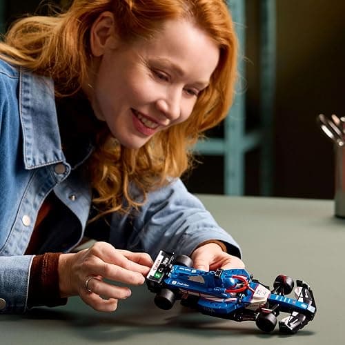 LEGO Speed Champions Voiture F1 Visa Cash App RB VCARB 01 - Maquette à Construire d'un véhicule de Formule 1 - Minifigurine Collector de Pilote de Course - Idée de Cadeau pour Adulte 77246 - Visa Cash App RB VCARB 01 F1 Car 77246 thumbnail 5