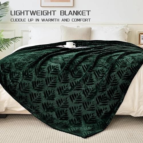 Exclusivo Mezcla Fleece Throw Blanket for Couch, Super Soft and Cozy Blankets All Season Use, Leaves Pattern, Plush Fuzzy Lightweight, Forest Green, 50x60 Inch thumbnail 4
