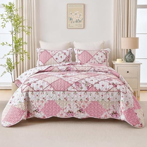 MURT Queen Quilt Bedding Set, Pink Floral Patchwork Reversible Quilted Bedspread Coverlet Set 3-Piece for All Seasons, Lightweight Soft Comforter Bedding Set with 2 Pillowcases(90"x96") - Image 1