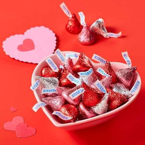 HERSHEY'S KISSES Milk Chocolate, Valentine's Candy Gift Box, 6.5 oz thumbnail 9