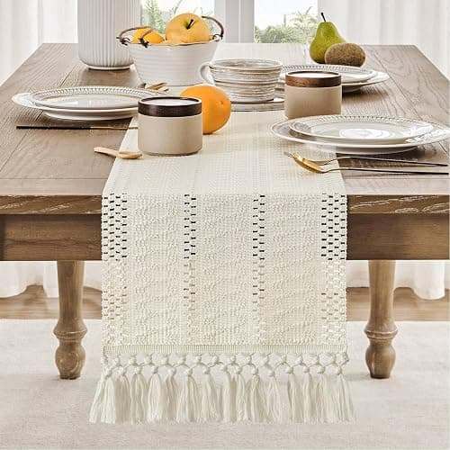 Table runner thumbnail 2
