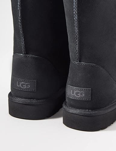 UGG Women's Classic Short II Boot thumbnail 7