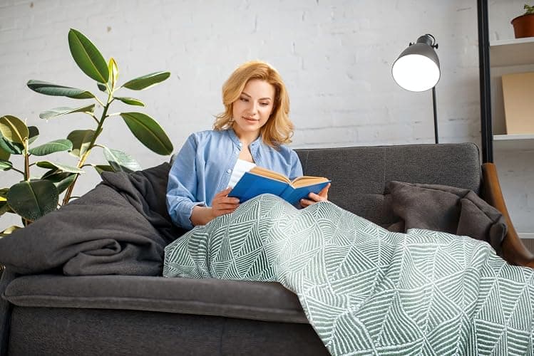 Emma Barclay Throw Blanket For Sofas Bed Extra Large Recycled Cotton Throws For Settees In Pistachio Green Throw Scandi Woven Blankets - Zahra Collection 50" x 60" (127cm x 152cm) Pistachio Green thumbnail 7
