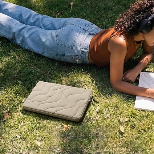 tomtoc 360 Protective Puffy Laptop Sleeve for 13-inch MacBook Air M5/A3449 | 2026, M4/M3/M2 A3240 A3113, MacBook Neo A18 & MacBook Pro M2/M1, Quilted Soft Puffer Bag for 13-inch Surface Pro Copilot+PC thumbnail 11
