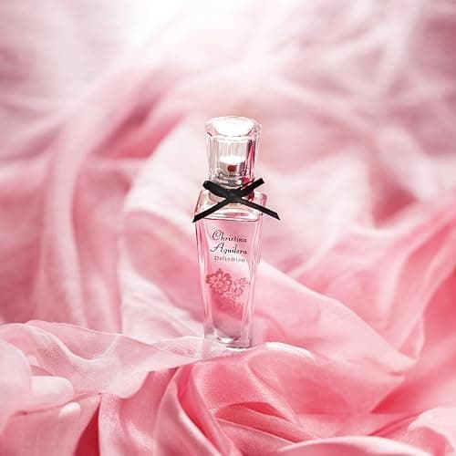 Christina Aguilera - Definition Eau de Parfum für Damen, Floraler Moschus-Duft, sizilianische Bergamotte, Vanilleorchidee & Moschus, kraftvolles, weibliches & lebhaftes Parfüm Spray für Damen, 50 ml thumbnail 7