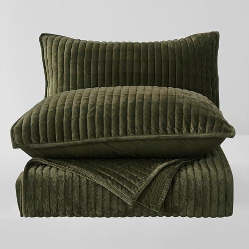 Wonderful Velvet Quilt Set, King Size Dark Green Soft Fluff Texture Coverlet with Shams,Channel Stitched Pattern,All-Season Use,Versatile Lightweight Bedspread for Bedroom Adults Teens Kids,106"x94" thumbnail 7