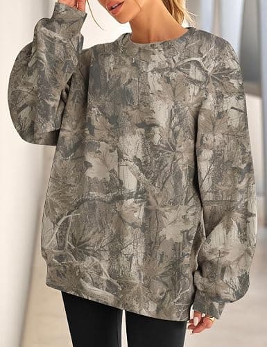 JEIBKOUY Womens Camo Sweatshirt Oversized Graphic Maple Leaf Print Crewneck Long Sleeve Y2k Trendy Fall Pullover Hoodies thumbnail 2