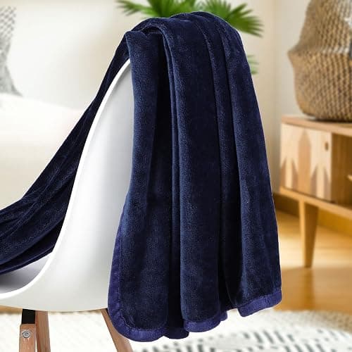 PiccoCasa Flannel Fleece Blanket Soft Lightweight Warm Fuzzy Blanket for All-Seasons, Luxury Comfy Decorative for Couch Living Room Navy Blue Single (130 x 150cm) thumbnail 4