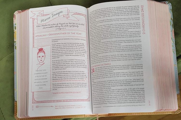 NIV, True Images Bible, Leathersoft, Teal/Gold: The Bible for Teen Girls thumbnail 10