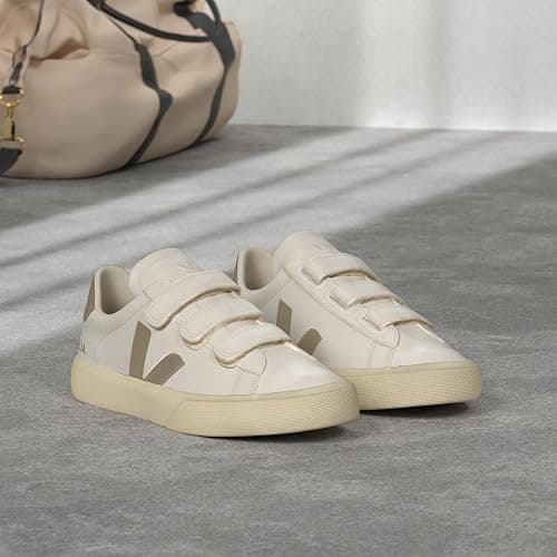 Veja Women's Recife Logo Sneakers thumbnail 3