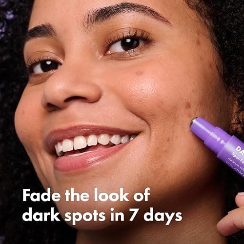 Hero Cosmetics Dark Spot Correct Spot-Fading 15% Vitamin C plus Hyaluronic Acid Serum. Improves the Look of Post Blemish Marks in 7 Days. Twist Applicator and Rollerball Tip for Easy Application. 10mL thumbnail 2
