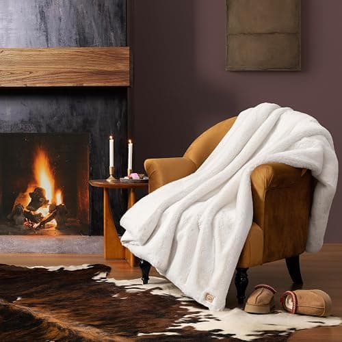 UGG Euphoria Plush Faux Fur Throw Blanket Medium Weight Reversible Luxury Soft Throw for Couch Bed or Chair Hypoallergenic Machine Washable Home Decor Fluffy Blanket, 127cm x 177cm, White Snow thumbnail 2