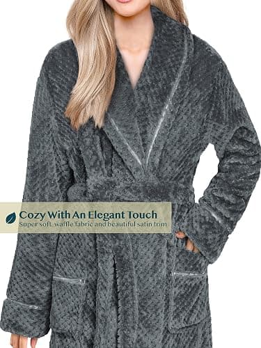 Amazon Robe thumbnail 3