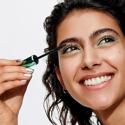 Clinique High Impact High-Fi Full Volume Water-Resistant Mascara | Volumizing, Non-Clumping, Smudge-Proof + Safe For Sensitive Eyes - Black - Full Size - 0.27 Fl Oz thumbnail 3