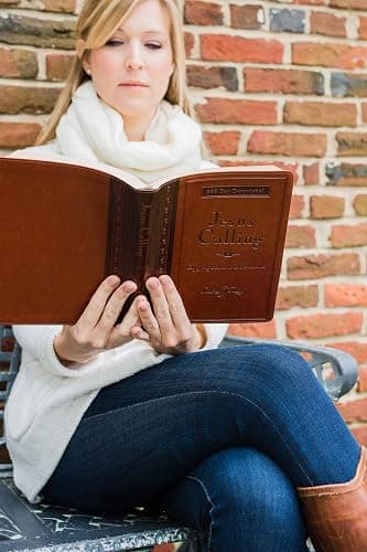 Jesus Calling, Large Text Brown Leathersoft, with Full Scriptures: Enjoying Peace in His Presence (A 365-Day Devotional) thumbnail 2