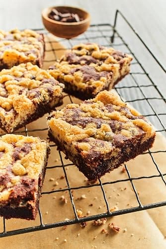 RUF Brookies, Brownies & Cookies vereint in einer schokoladigen Backmischung, inklusive praktischer Papier-Backform, einfache Zubereitung, 1 x 460g thumbnail 3