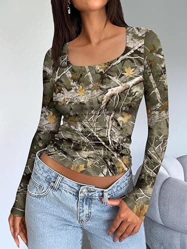 Womens camo long-sleeve fitted top thumbnail 3