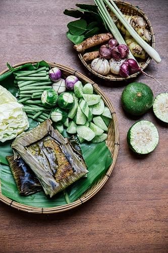 NHUM - Recipes from a Cambodian Home Kitchen thumbnail 10