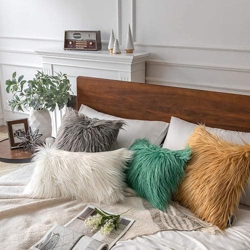 Phantoscope Pack of 2 Faux Fur Solid Throw Decorative Pillow Cover Cushion Covers Luxury Soft Halloween Decorative Pillowcase Fuzzy Pillow Covers for Bed/Couch, Cream White 18 x 18 Inches thumbnail 7