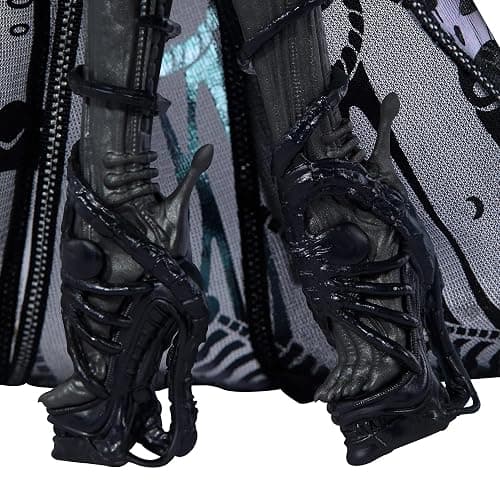 Monster High Skullector Alien Doll – Limited Edition Mattel Collectible with Metallic Outfit & Certificate of Authenticity thumbnail 6