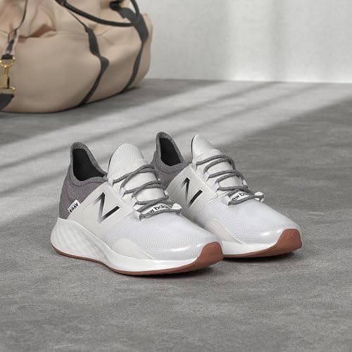 New Balance Women's Fresh Foam Roav V1 Sneaker thumbnail 2