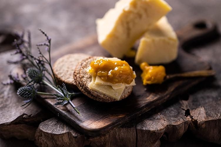 1057 Vintage Extra Mature Gourmet Scottish Cheddar Cheese 200g Luxury Aged Truckle from Great British Trading Limited thumbnail 2