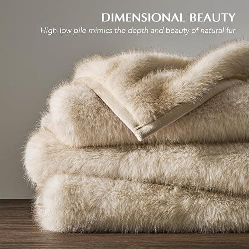 EVERGRACEHOME Luxury Faux Fur Throw Blanket, Soft Fluffy Faux Mink Blankets for Bed, Couch, Sofa, Thick Cozy Plush Warm Fur Throws with Reversible Velvet, Tipped Golden Fox, 50"x60" thumbnail 2