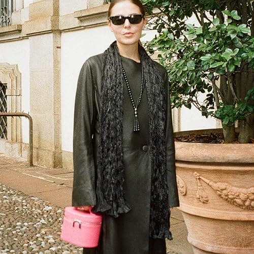 Saie Mini Vanity Case, Vegan Leather Makeup Bag, Fuchsia | Travel Toiletry Bag With Removable Interior Organizer, Durable & Portable Makeup Pouch with Carrying Handle, Mini Train Case thumbnail 2