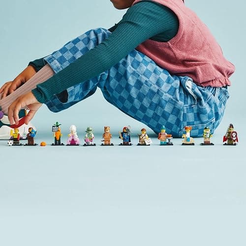 LEGO Minifigures Series 24 71037, Limited Edition Mystery Minifigure Blind Bag, 2023 Set, Collectible Characters with Toy Accessories thumbnail 6