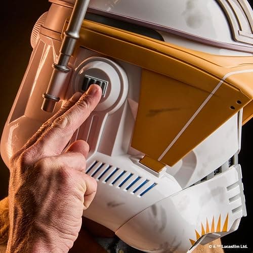 STAR WARS The Black Series Clone Commander Cody, Revenge of the Sith Premium Electronic Roleplay Helmet for Ages 14 and Up (Amazon Exclusive) thumbnail 4