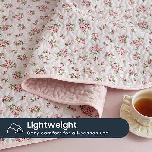 Wake In Cloud - Floral Quilt Set, Coquette Cottagecore Shabby Chic Flower Pattern for Women Teen Girls, Reversible Lightweight Bedspread Coverlet, 3 Pieces, Pink, Queen/Full Size thumbnail 6