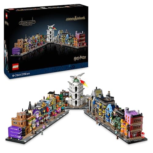 LEGO Harry Potter Die Zauberläden der Winkelgasse - Miniaturstraße zum Ausstellen - 12 Mikrofiguren zum Sammeln, inkl. Harry Potter, Draco Malfoy, Hermine Granger - Geschenk für Erwachsene 76444 - Image 1