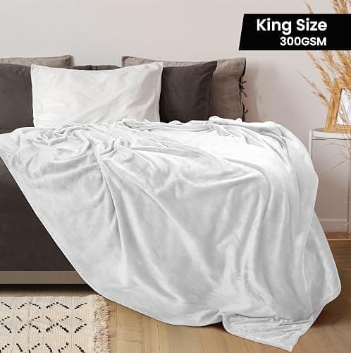 Utopia Bedding Fleece Blanket King Size White 300GSM Luxury Anti-Static Fuzzy Soft Microfiber Bed Blanket (90x102 Inch) - King (90x102 Inch) - White thumbnail 3
