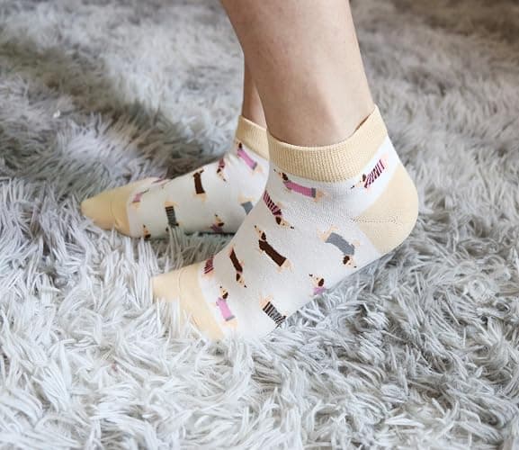 Pomlia Women's Haute Dachshund Dog Socks Casual Crew Socks Animal Cute Socks Gifts for Women - One Size - D16 thumbnail 5