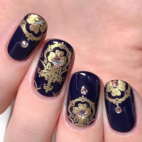Whats Up Nails - Go for Gild Stamping Polish Gold Metallic Lacquer for Stamped Nail Art Design 7 Free Cruelty Free Vegan thumbnail 4