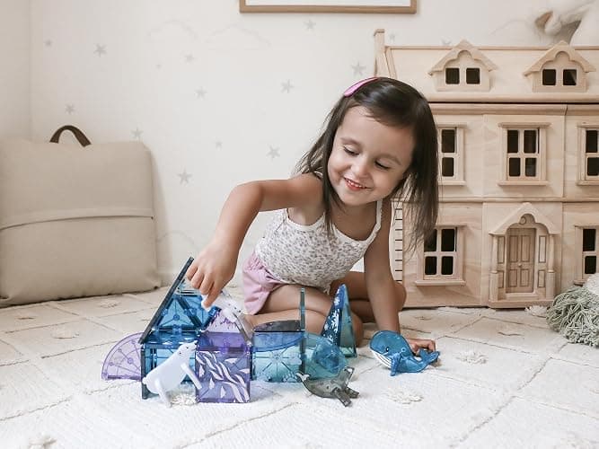 MAGNA-TILES Arctic Animals 25-Piece Magnetic Construction Set, The ORIGINAL Magnetic Building Brand thumbnail 4