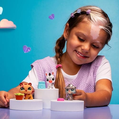 BANDAI Littlest Pet Shop Pack 3 Zoo Pets BF00597 Set of 3 Pets, Accessory, Collector's Card and Virtual Code, Generation 7, Pets #96, #97, #98, Kids 4+ thumbnail 5
