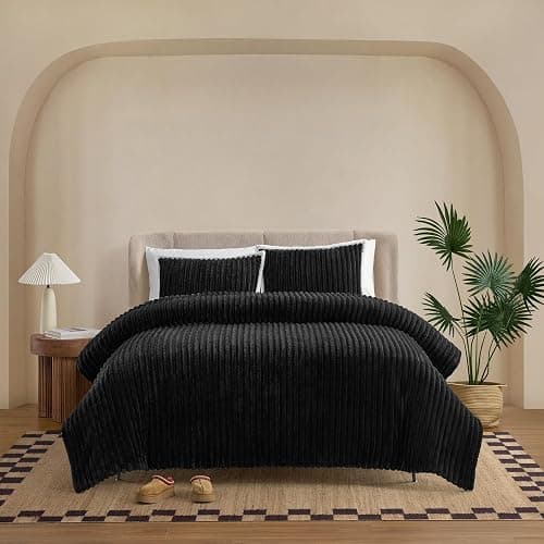 UGG Avery Twin Comforter Set with 1 Sham, Twin/Twin XL - 68"x86", Black | Reversible Lightweight Twin XL Comforter, Back to College Dorm Room Essentials, Apartment Essentials thumbnail 2