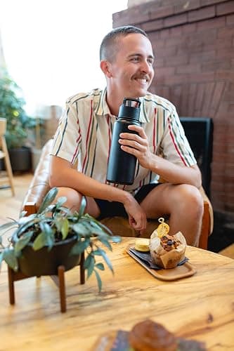 Simple Modern Water Bottle with Straw and Chug Lid | Insulated Stainless Steel for Sports Gym | Summit Collection | 32oz | Winter White thumbnail 6