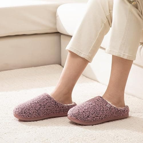 RockDove Women's Plush Retreat Sherpa Fleece Clog Slipper thumbnail 2