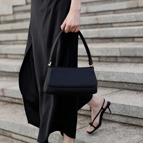 Time Resistance Leather Handbag - Full-Grain Leather Purse for Women - Shoulder Bag Made in Italy - Black thumbnail 3