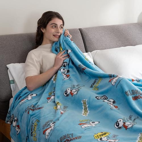 Berkshire Blanket Peanuts® VelvetLoft® Cute Character Snoopy Plush Blanket,Peanuts Large Masked Marvel Toss Happy Blue,Twin 60 in x 90 in (Official Peanuts® Product) thumbnail 5