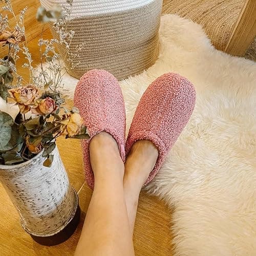 HomeTop Women's Fuzzy Curly Fur Memory Foam Loafer Slippers with Polar Fleece Lining thumbnail 2