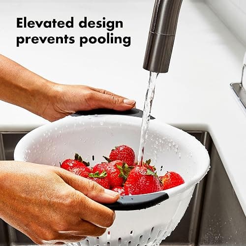 OXO Good Grips 3 QT Plastic Colander thumbnail 9