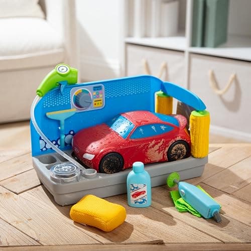 Melissa & Doug Spray & Shine Car Wash Color-Changing Water Toy Play Set Boys and Girls 3+ thumbnail 9