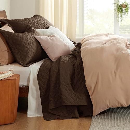 Bedsure Quilts Queen Size - Lightweight Bedspreads Queen Size with Basket Weave Pattern, Soft Quilt Bedding Set, Brown Comforter Set Coverlet for All Seasons with 2 Pillow Shams (90" x 96") thumbnail 5