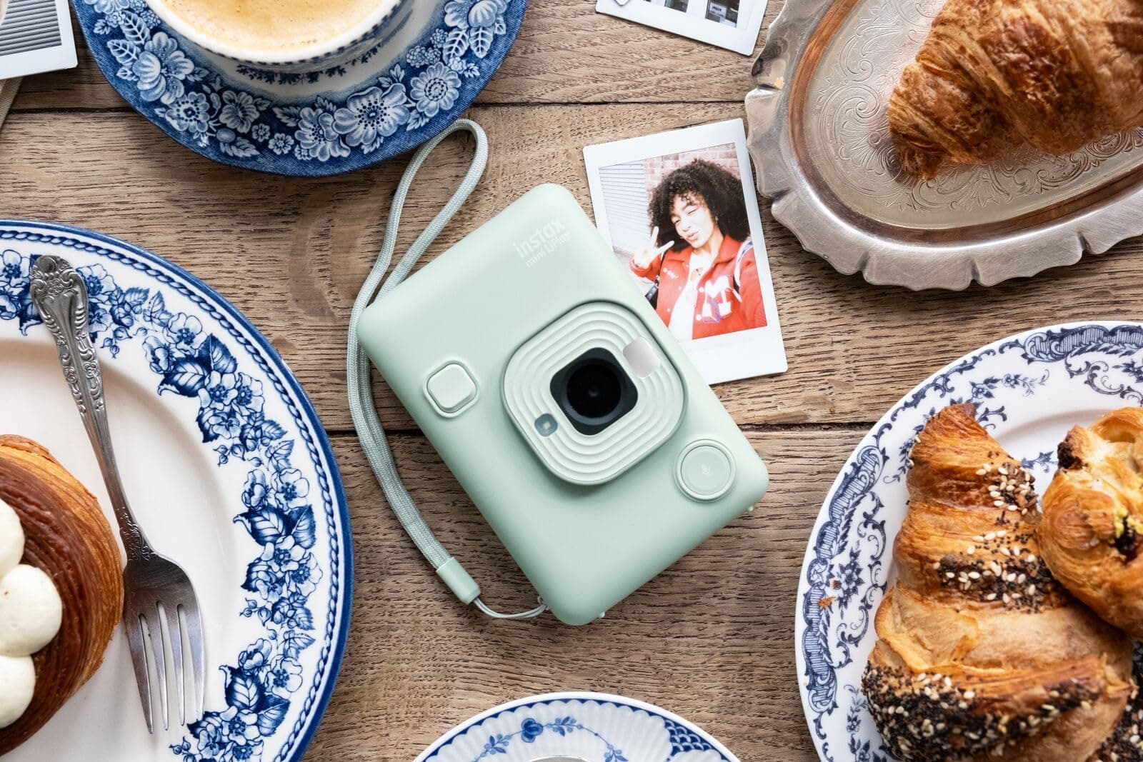 INSTAX Mini LiPlay Camera Matcha Green (2024 Model) thumbnail 8
