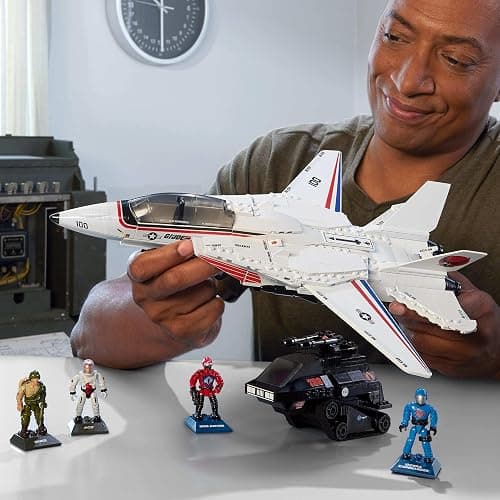​MEGA G.I. Joe Action Figures Building Toys, Skystriker XP-14F vs. Cobra H.I.S.S. with 617 Pieces, 4 Poseable Characters, for Collectors thumbnail 2